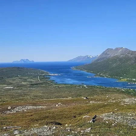 Semesterbostad Vibeke And Heidi's Lyngen